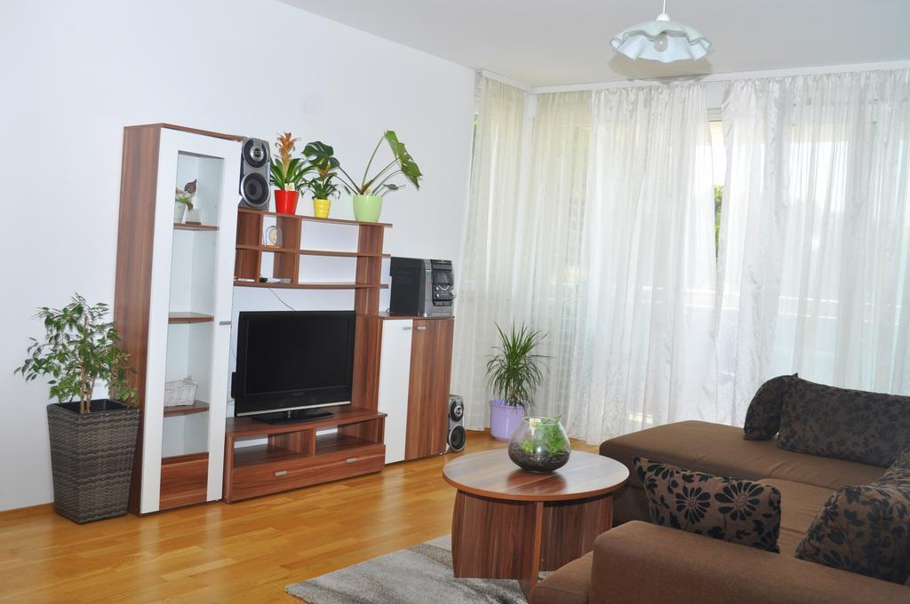 Apartment Kristijan Makarska Exterior photo